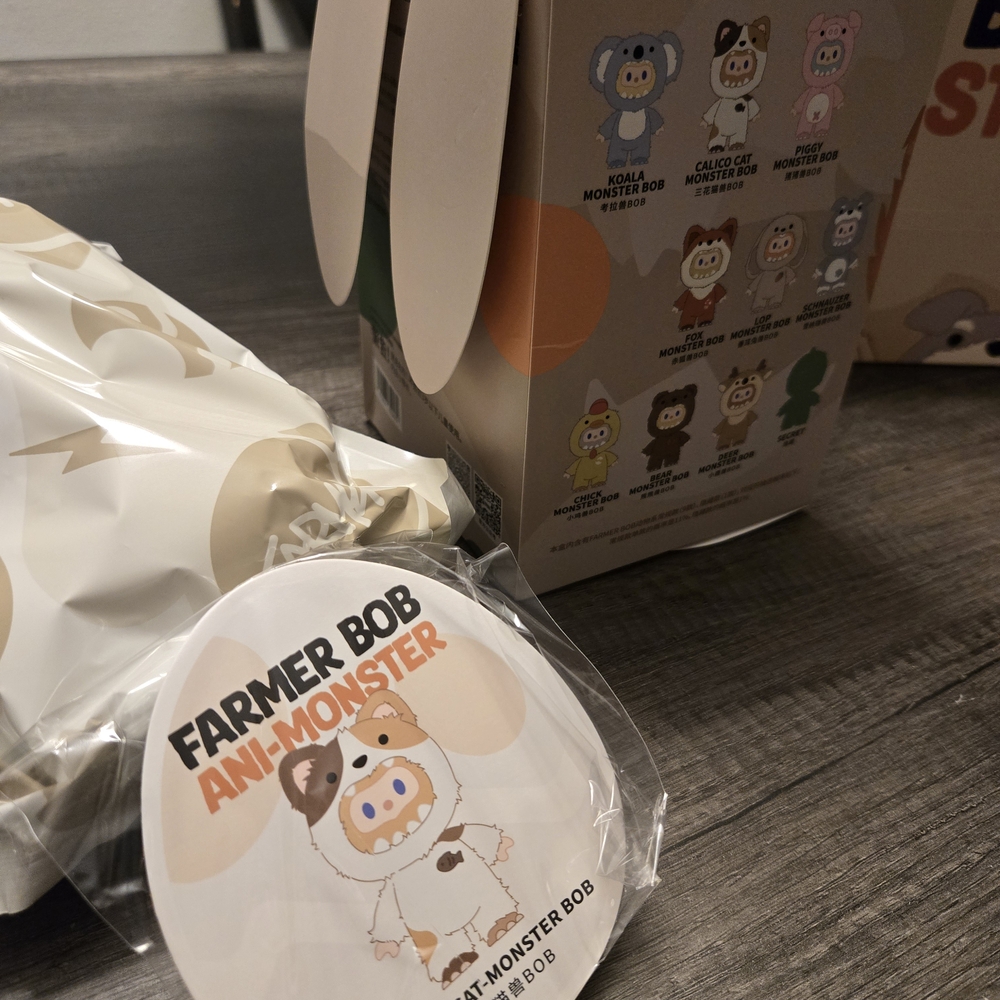 Calico Cat Monster Bob - F.UN Farmer Bob Ani-monster Series Confirmed Box